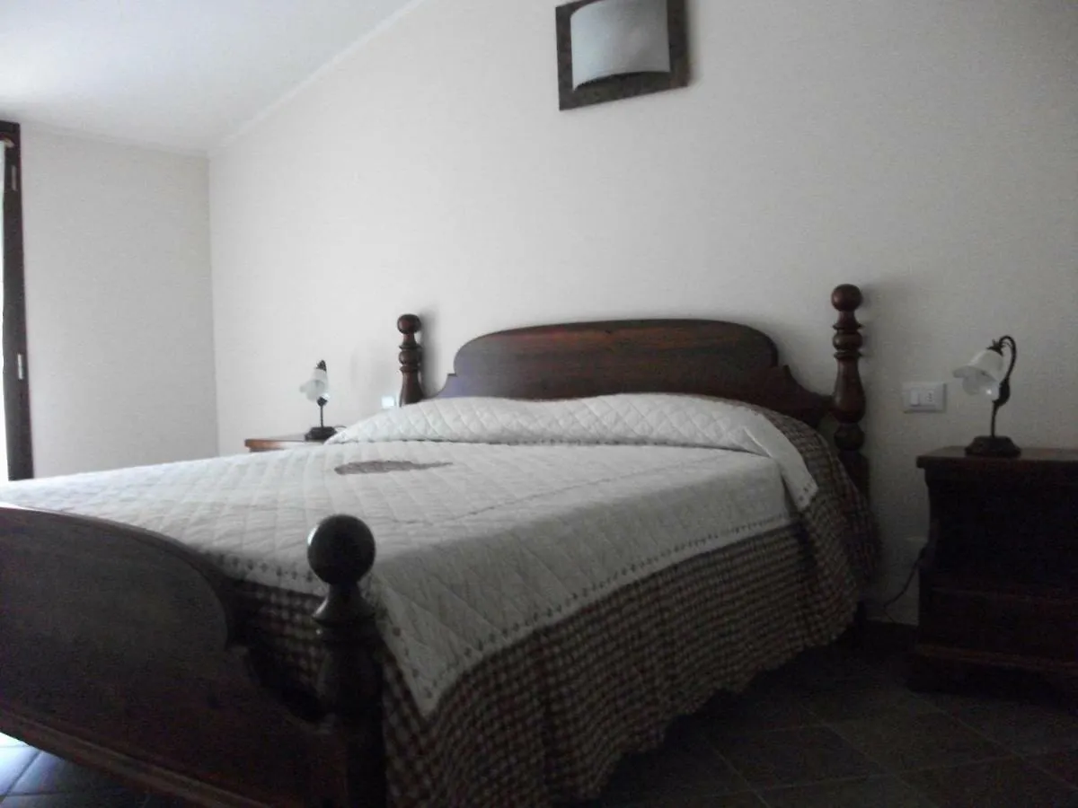 Agriturismo La Scuderia Villa Molino Nuovo  0*, Molino Nuovo (Savona)